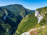 British man, 34, is killed in a base jumping accident in French Alps