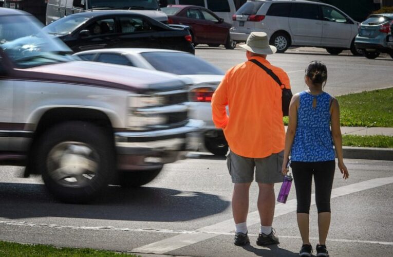 Study: SUVs, pickups more likely to hit walkers than cars