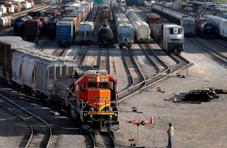 Railroad unions keep fighting BNSF’s new attendance rules
