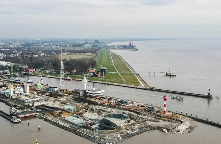 EU moves toward joint natural gas purchase to curb shortages