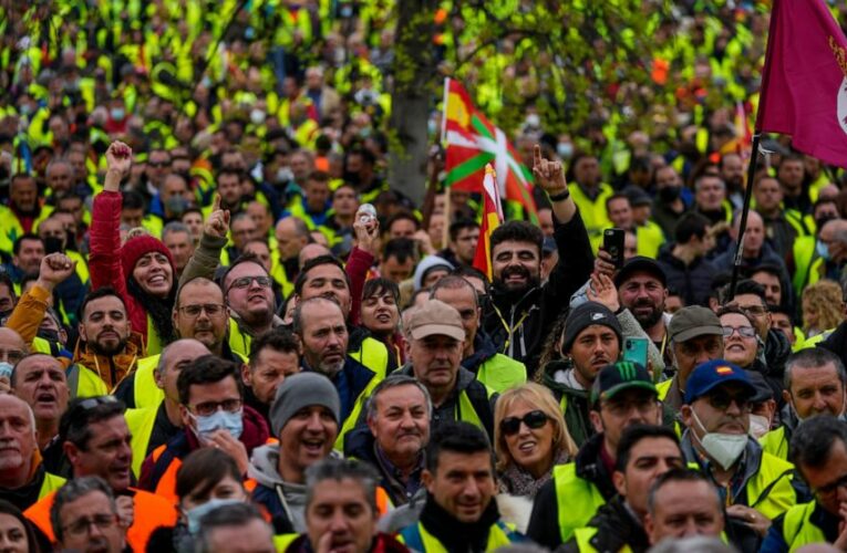 Spain’s truckers get gas price cut but some keep striking