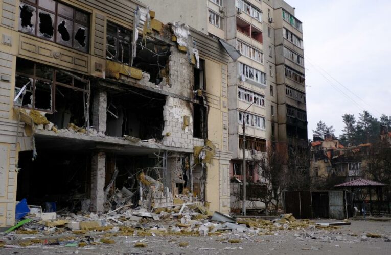 Ukrainian forces take back a city now left in ruins