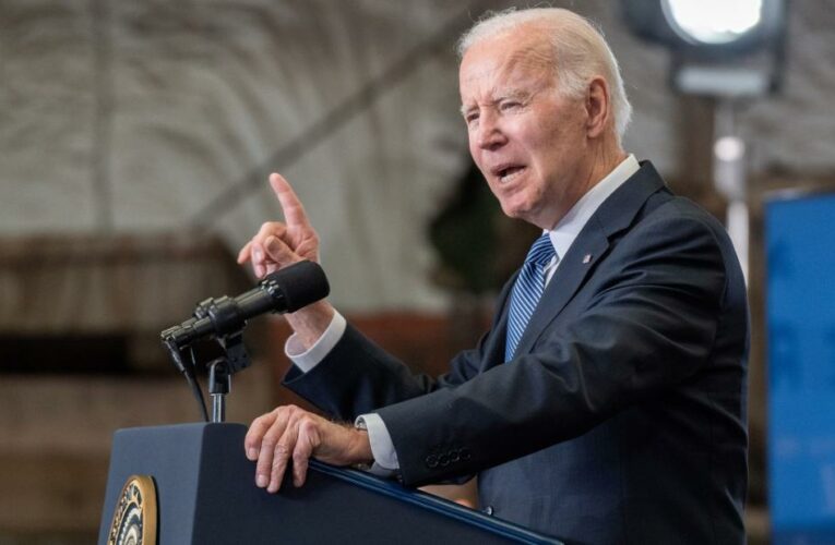 Analysis: Signs point to more economic turbulence