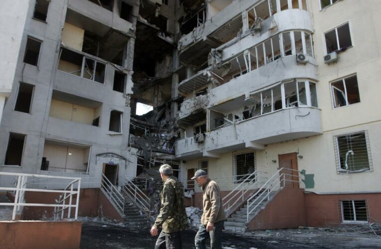 During a meeting in Kyiv Secretary of State Blinken told Zelensky that the US would resume its diplomatic presence in the country, a senior official said