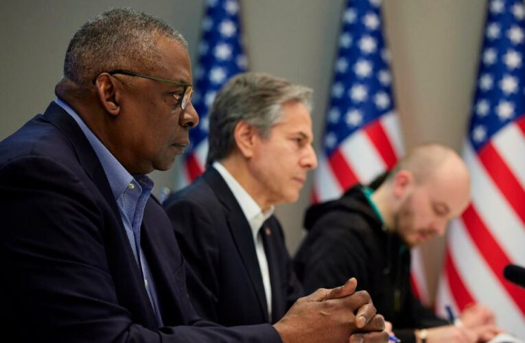 Visit to Kyiv: Defense secretary says US wants to see Russia’s military capabilities weakened