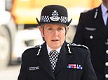 Met Police suggest giving officers warrant cards that women and girls can scan