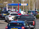Petrol stations fuel shortage: Just Stop Oil and Extinction Rebellion protest and block oil depots