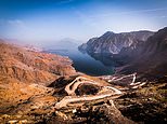 Empty roads, awesome landscapes – a road trip through beautiful Oman is packed with pleasures