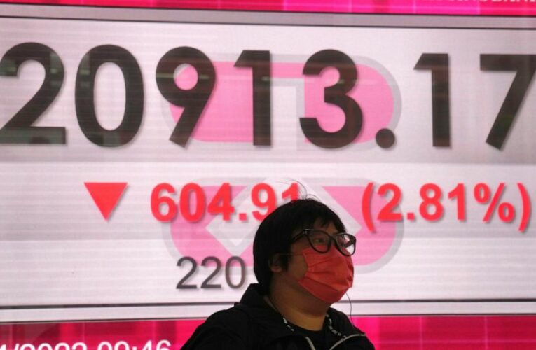 Asian shares mostly gain as China boosts support for economy