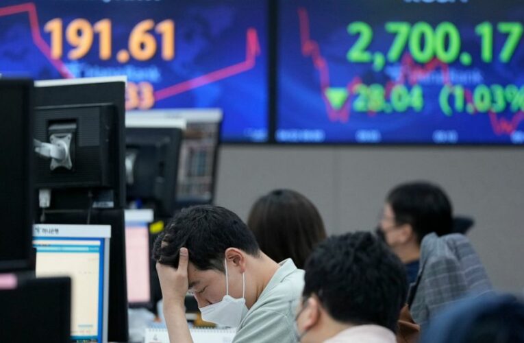 Asian shares decline after Fed chief’s comments on inflation