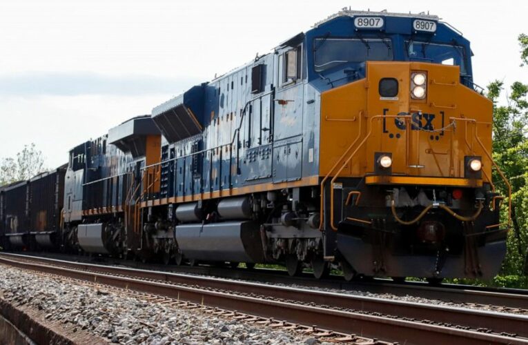 CSX to pay workers more in advance of expected rail raises