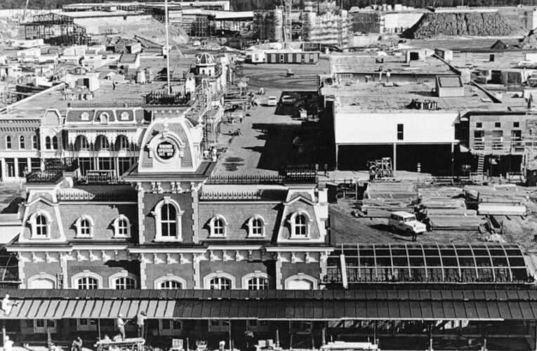 Years of fruitful relations between Disney, Florida at risk