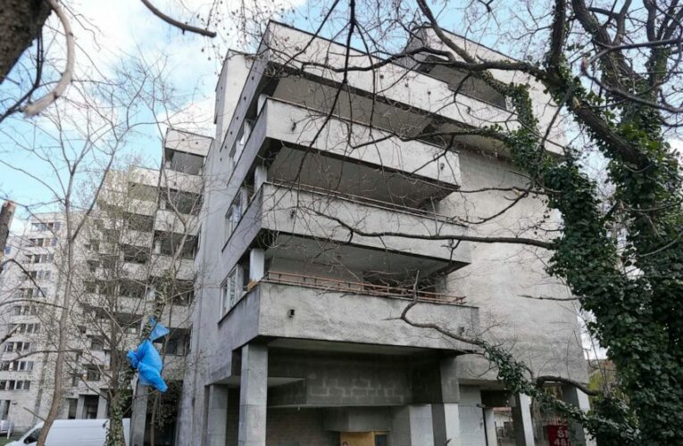 Warsaw takes over Russia-built compound to give to Ukraine