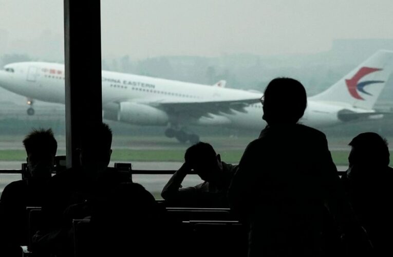 US investigators fly to China to aid in plane crash probe