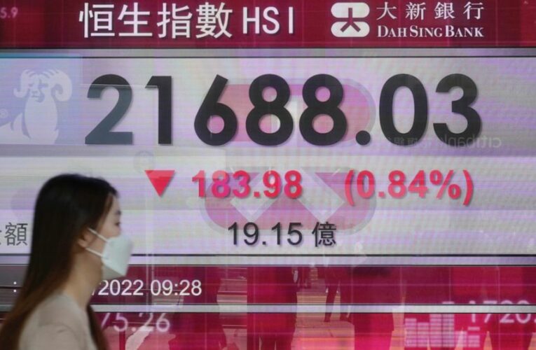 Stocks fall on Wall Street, led by slump in tech companies