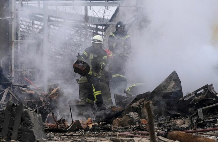 Live updates | Ukraine: 410 civilian bodies found near Kyiv