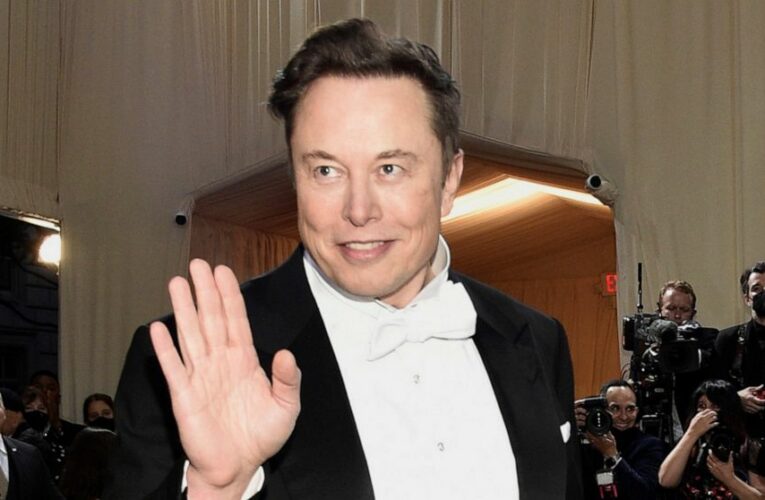 Musk says he would reverse Twitter’s ban of Donald Trump