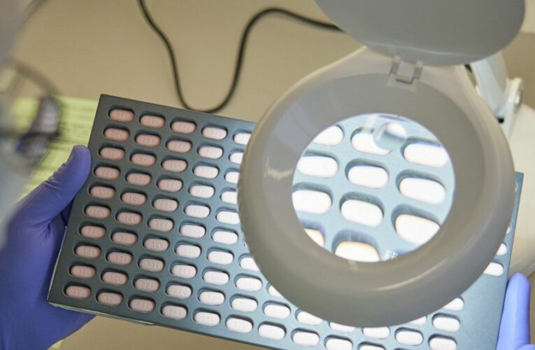 WHO calls on Pfizer to make its COVID pill more available
