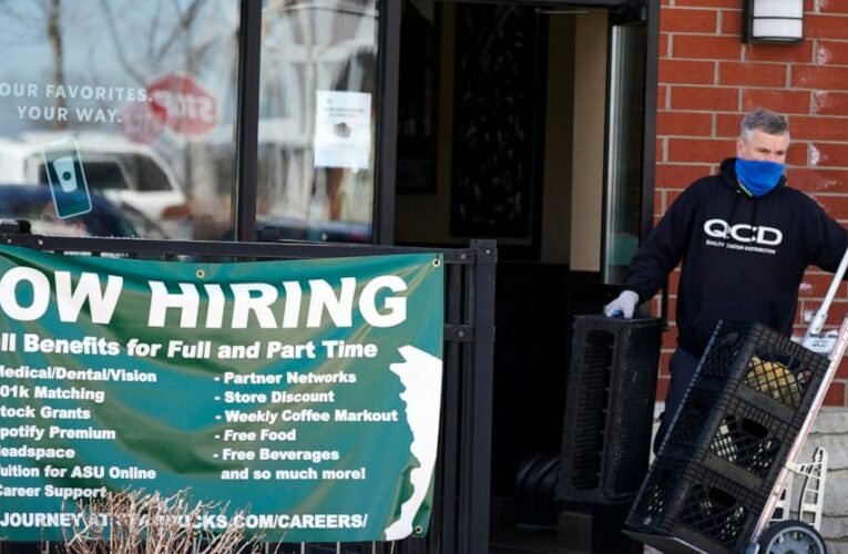 More Americans apply for jobless benefits last week