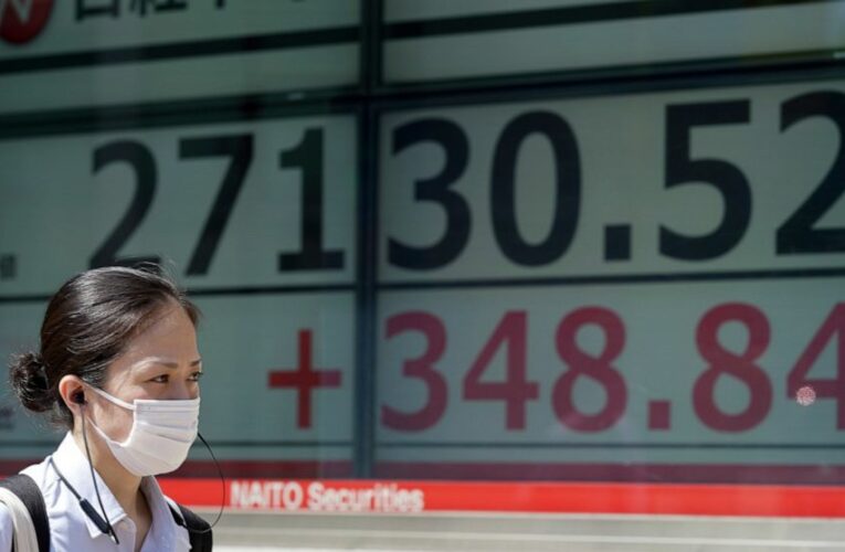 Asian stocks rise after Wall St breaks string of declines