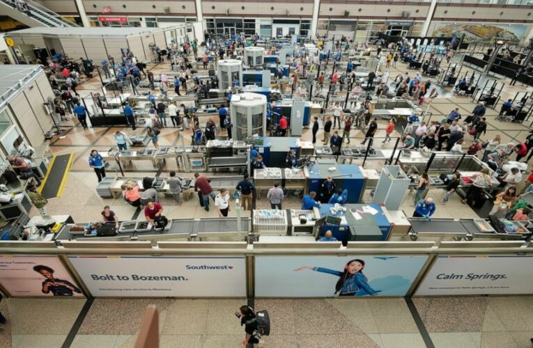 Canceled flights mar first weekend of summer for travelers
