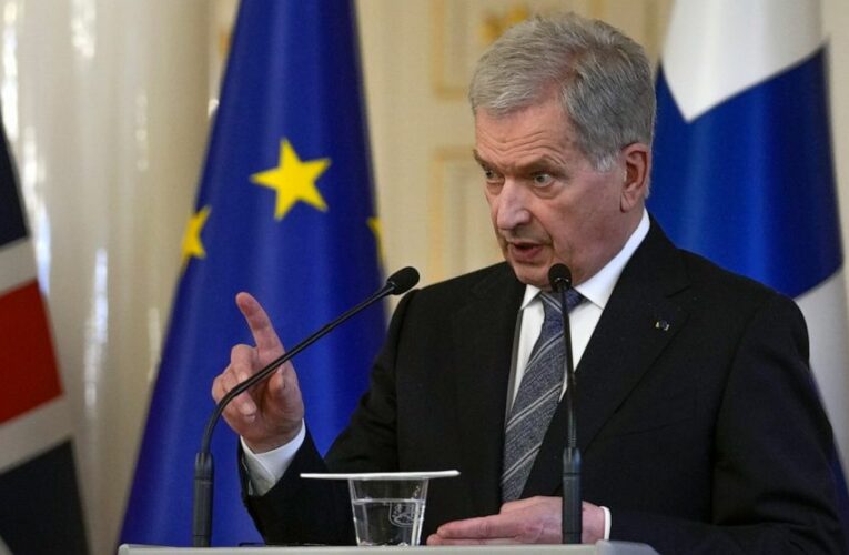 Finland’s leaders in favor of applying for NATO membership