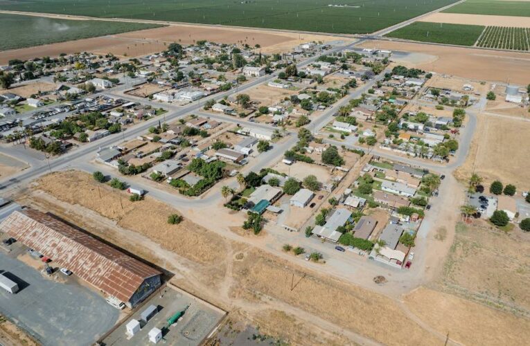 As California’s big cities fail to rein in water use, rural communities are tapped out