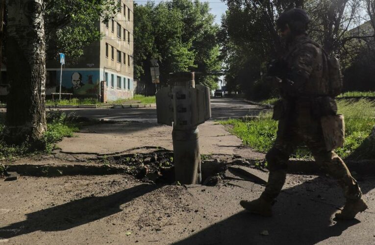 As fighting continues in the east, Zelensky urges US mayors to cut Russian ties