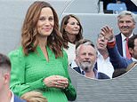 Pippa Middleton is glowing in green at Buckingham Palace