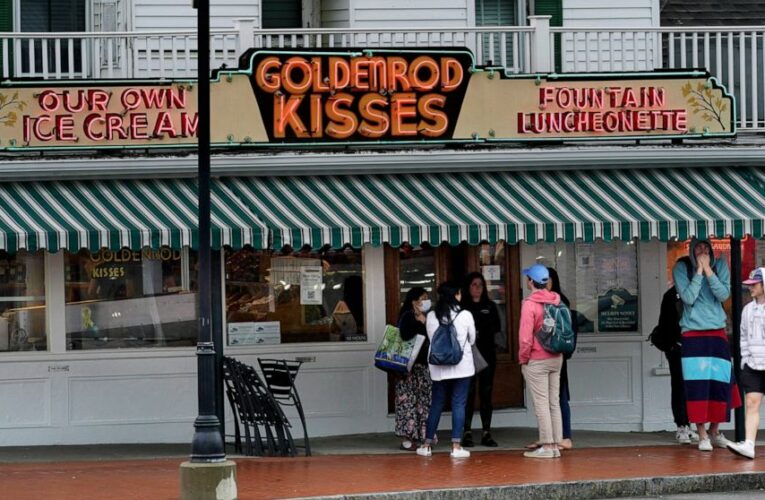 A red-hot job market awaits US teens while employers sweat