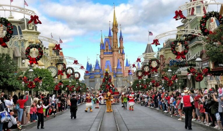 Union members are poised to reject Disney World contract offer