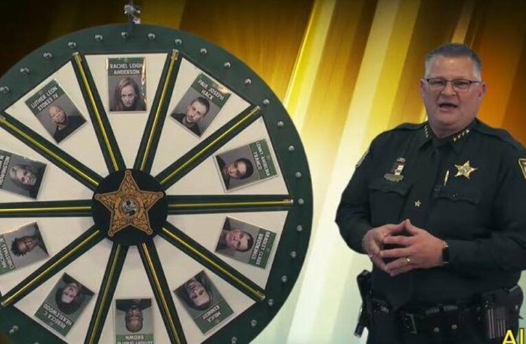 Man sues Florida sheriff for defamation over “Wheel of Fugitive” videos, claims he lost a job after falsely being called a fugitive